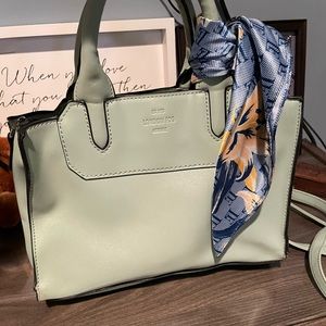 Lovely Mint Purse for Spring